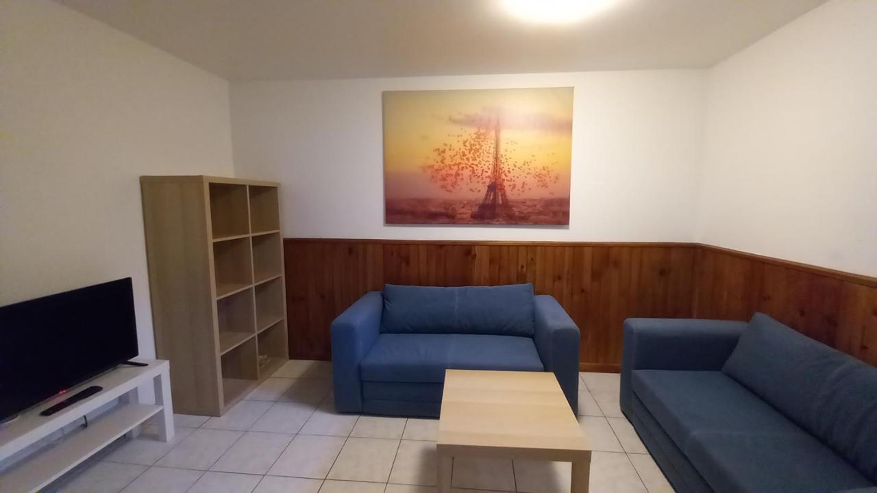 Super Appartement Au Centre Ville De Rosny Sous Bois Екстер'єр фото