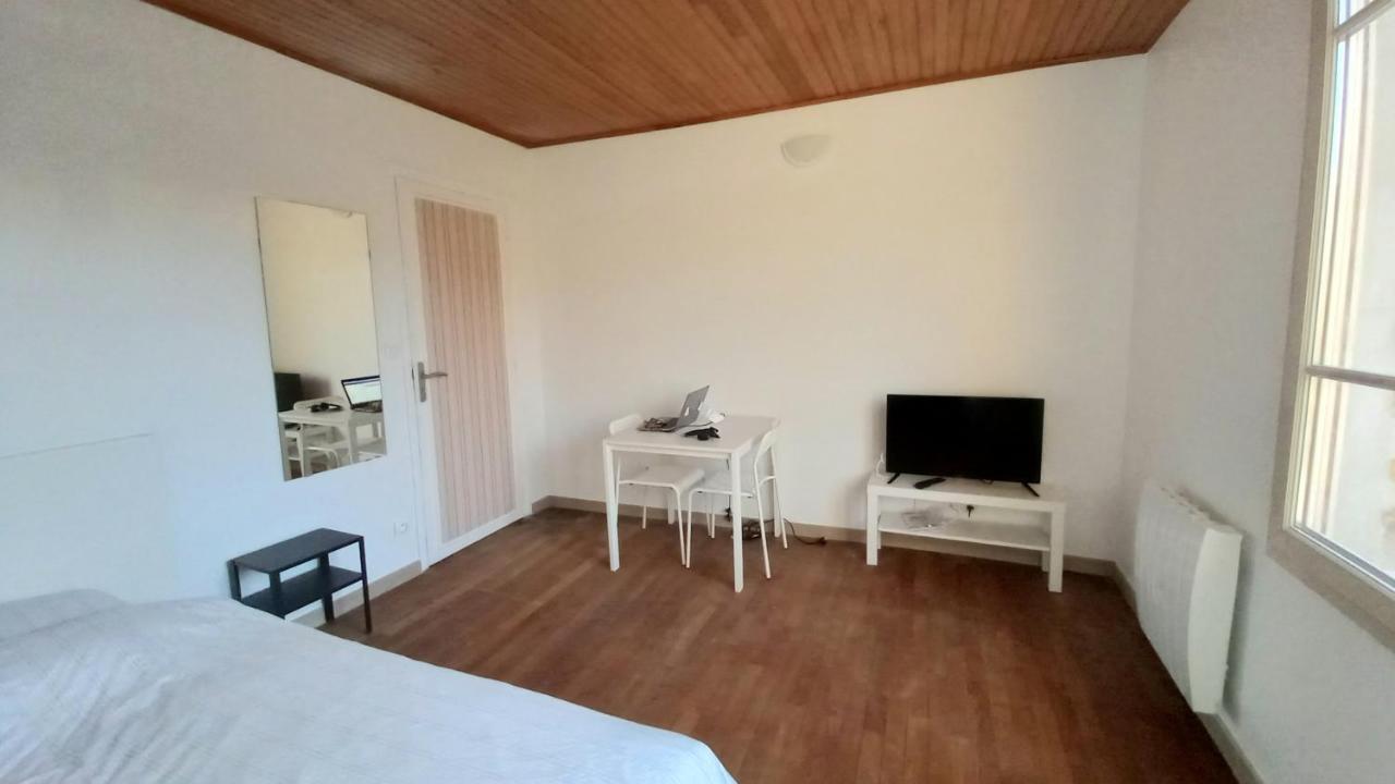 Super Appartement Au Centre Ville De Rosny Sous Bois Екстер'єр фото