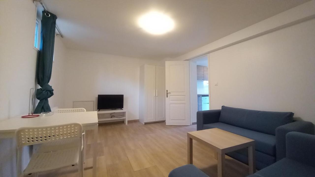 Super Appartement Au Centre Ville De Rosny Sous Bois Екстер'єр фото
