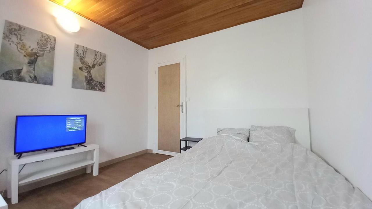 Super Appartement Au Centre Ville De Rosny Sous Bois Екстер'єр фото