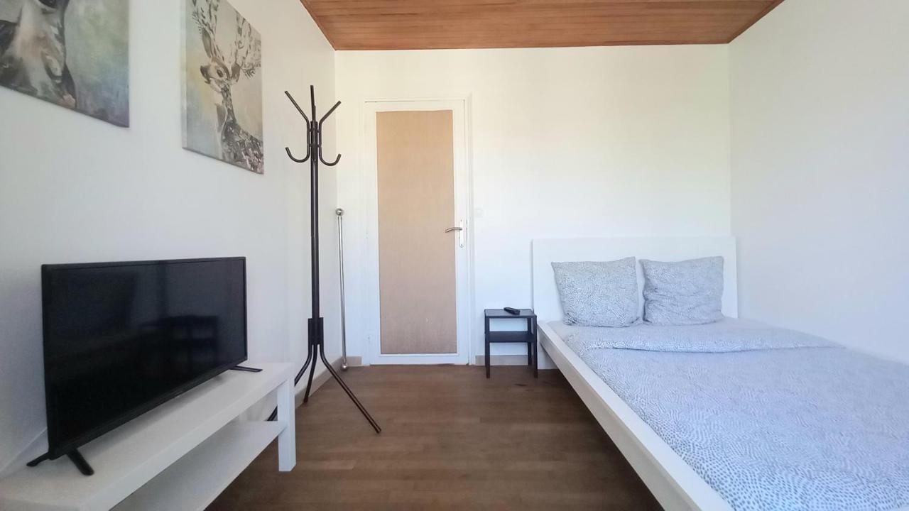 Super Appartement Au Centre Ville De Rosny Sous Bois Екстер'єр фото
