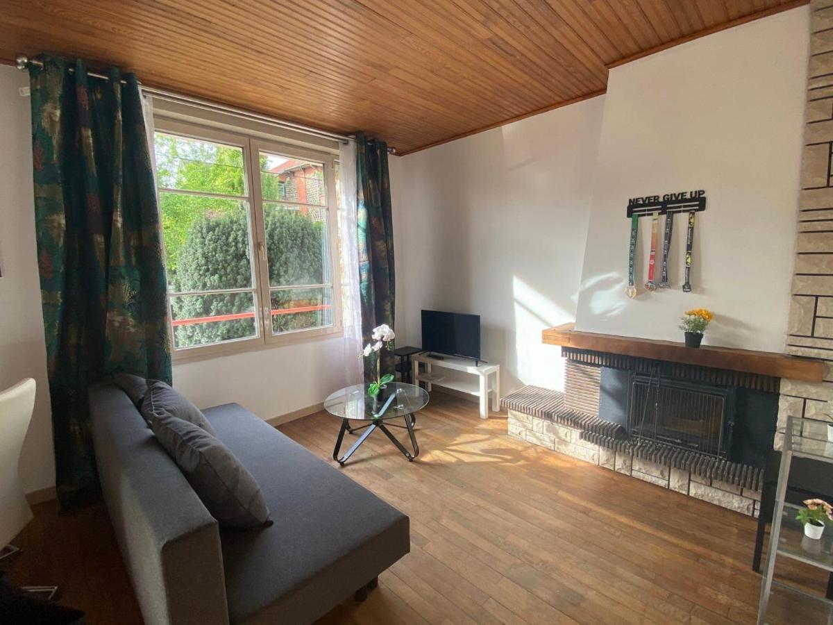 Super Appartement Au Centre Ville De Rosny Sous Bois Екстер'єр фото